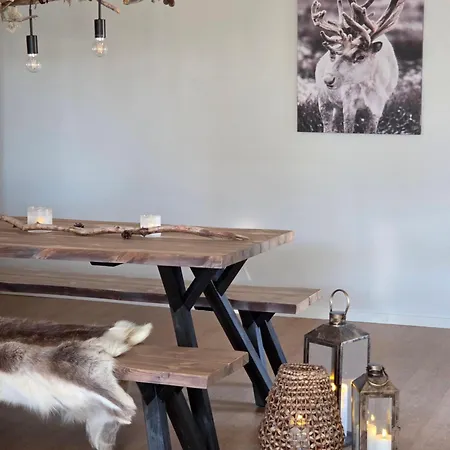 2Ndhomes Genuine Lapland Style 3Br City Center Penthouse With Terrace Apartment
