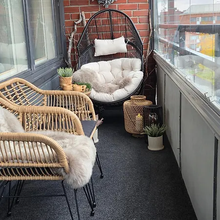 2Ndhomes Genuine Lapland Style 3Br City Center Penthouse With Terrace * Rovaniemi